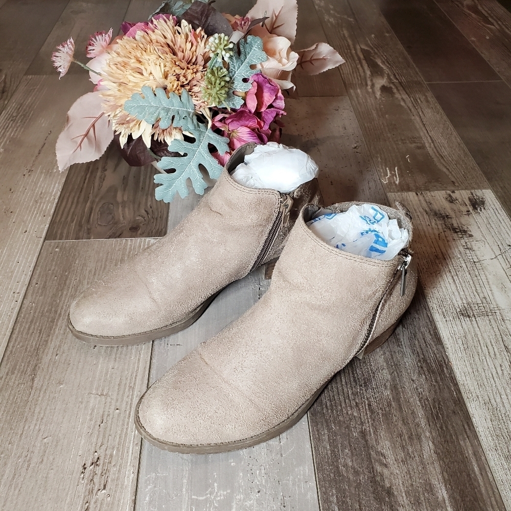 Carlos by Carlos Santana Brianne Tan Beige Ankle Boots Women's Size 7.5M - Picture 12 of 16